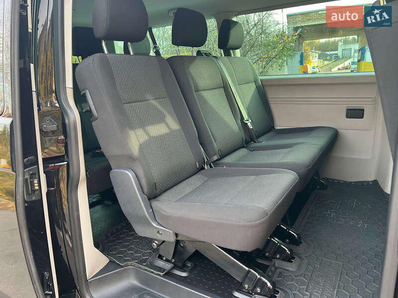 Минивэн Volkswagen Caravelle 2017 в Киеве фото 12 Минивэн Volkswagen Caravelle 2017 в Киеве