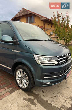 Мінівен Volkswagen Caravelle 2017 в Ужгороді
