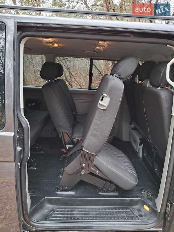 Минивэн Volkswagen Caravelle 2012 в Лебедине