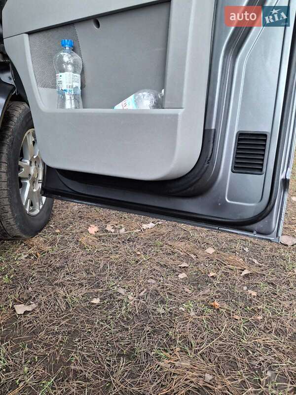 Минивэн Volkswagen Caravelle 2012 в Лебедине