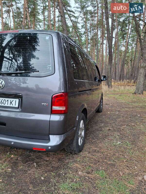 Минивэн Volkswagen Caravelle 2012 в Лебедине