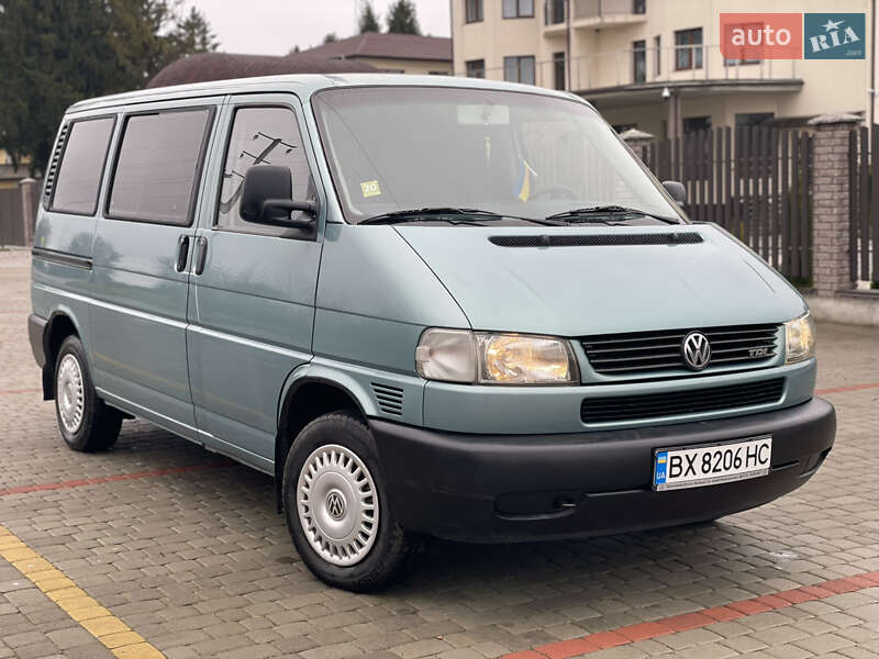 Минивэн Volkswagen Caravelle 2000 в Староконстантинове