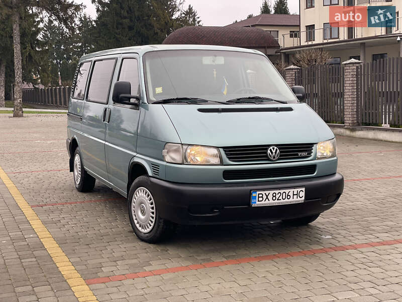 Минивэн Volkswagen Caravelle 2000 в Староконстантинове