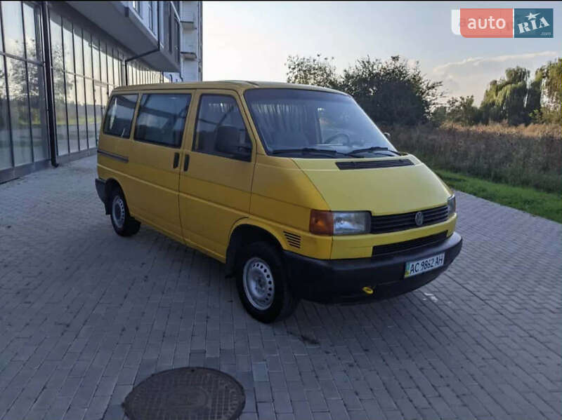 Мінівен Volkswagen Caravelle 2000 в Хмільнику