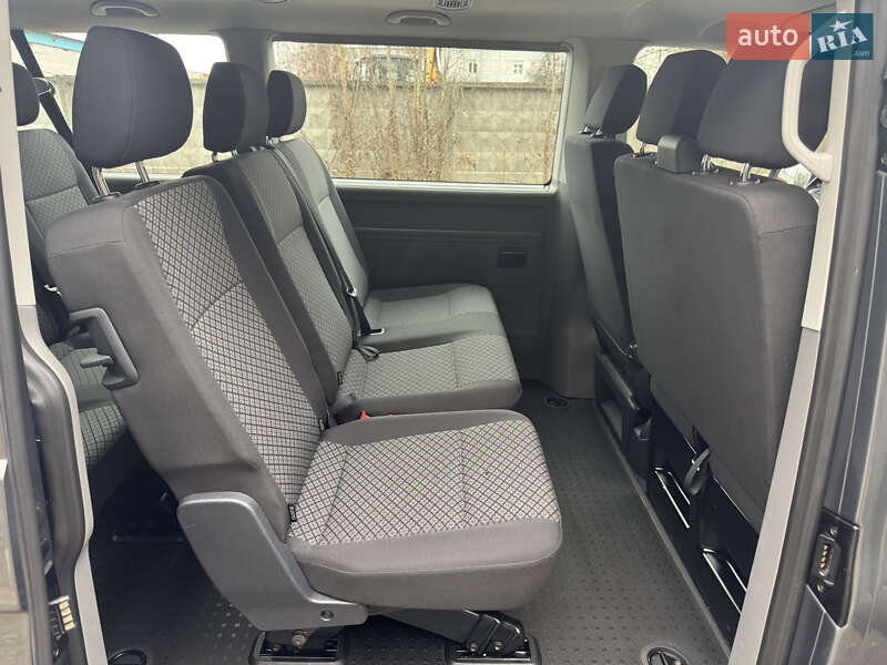 Мінівен Volkswagen Caravelle 2020 в Києві