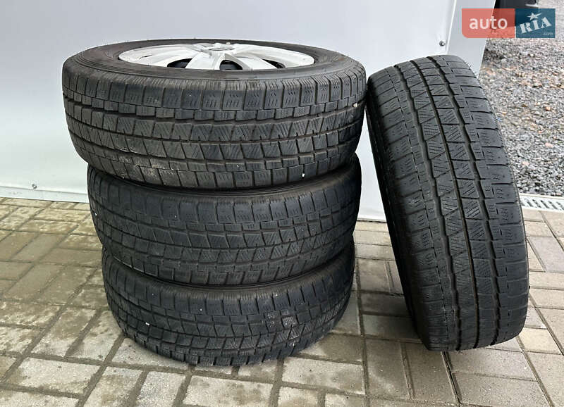 Мінівен Volkswagen Caravelle 2019 в Львові