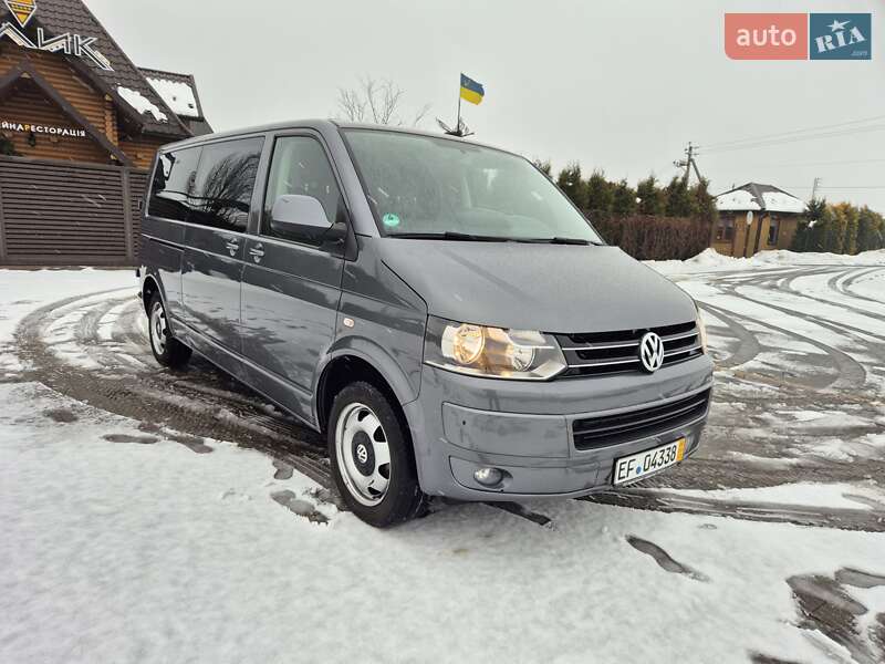 Volkswagen Caravelle 2014 Volkswagen Caravelle 2014