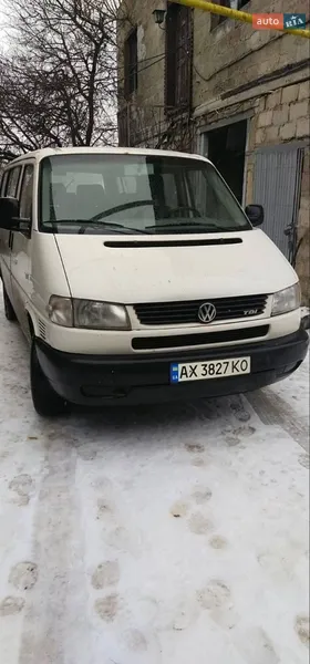 Volkswagen Caravelle 2000