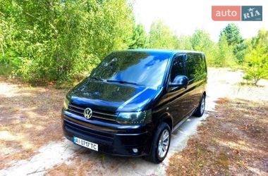 Минивэн Volkswagen Caravelle 2010 в Буче