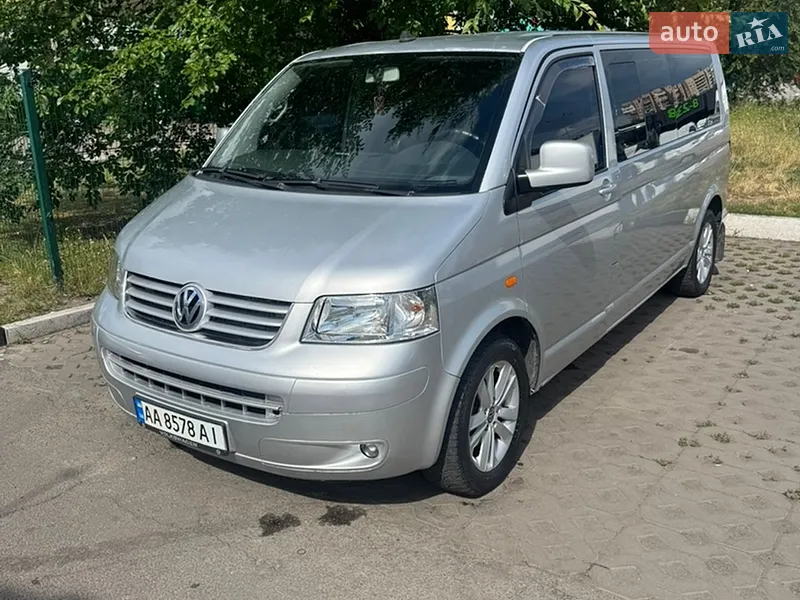Volkswagen Caravelle 2004