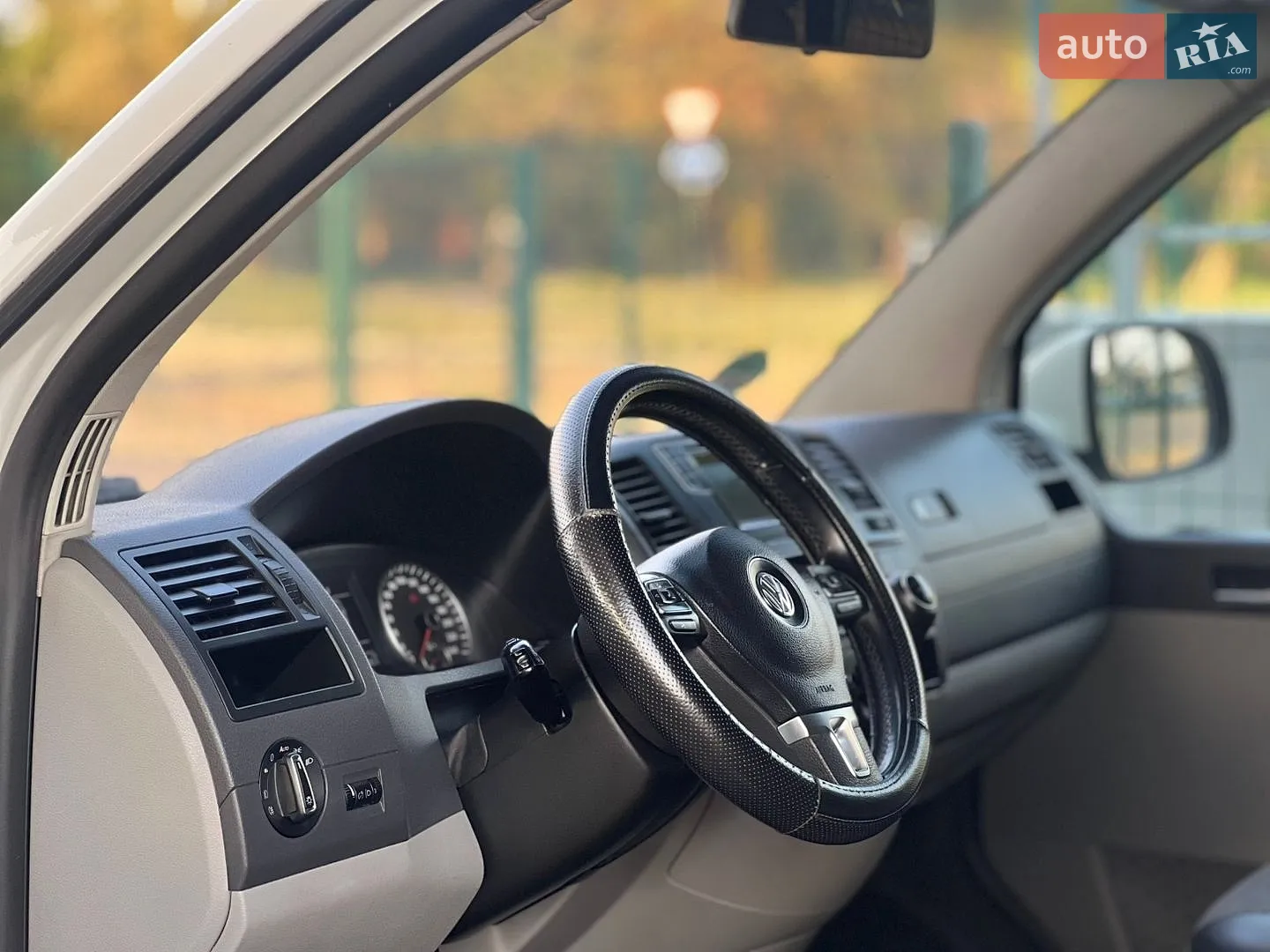 2010 Volkswagen Caravelle - мініатюра 8