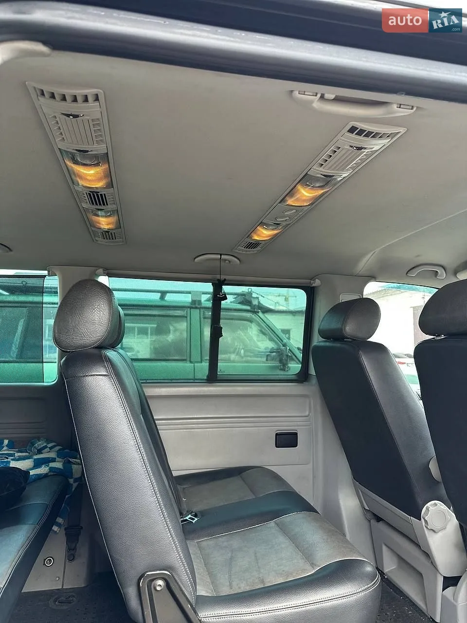 2010 Volkswagen Caravelle - мініатюра 13
