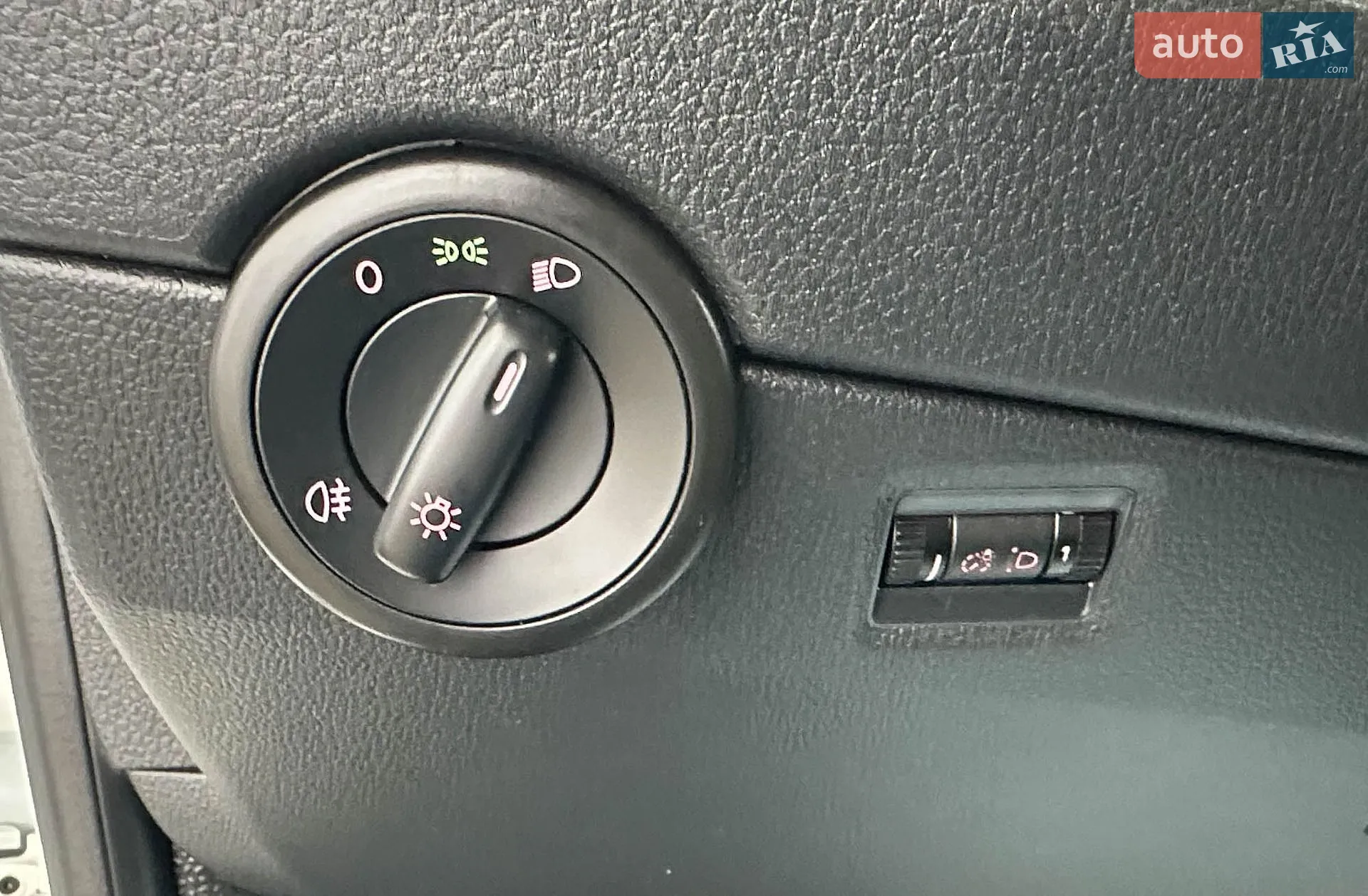 2019 Volkswagen Caravelle - мініатюра 15