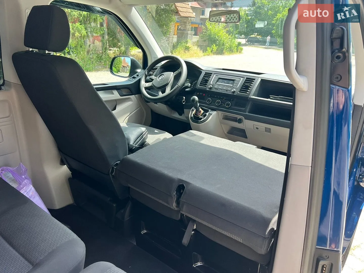 2017 Volkswagen Caravelle - мініатюра 32