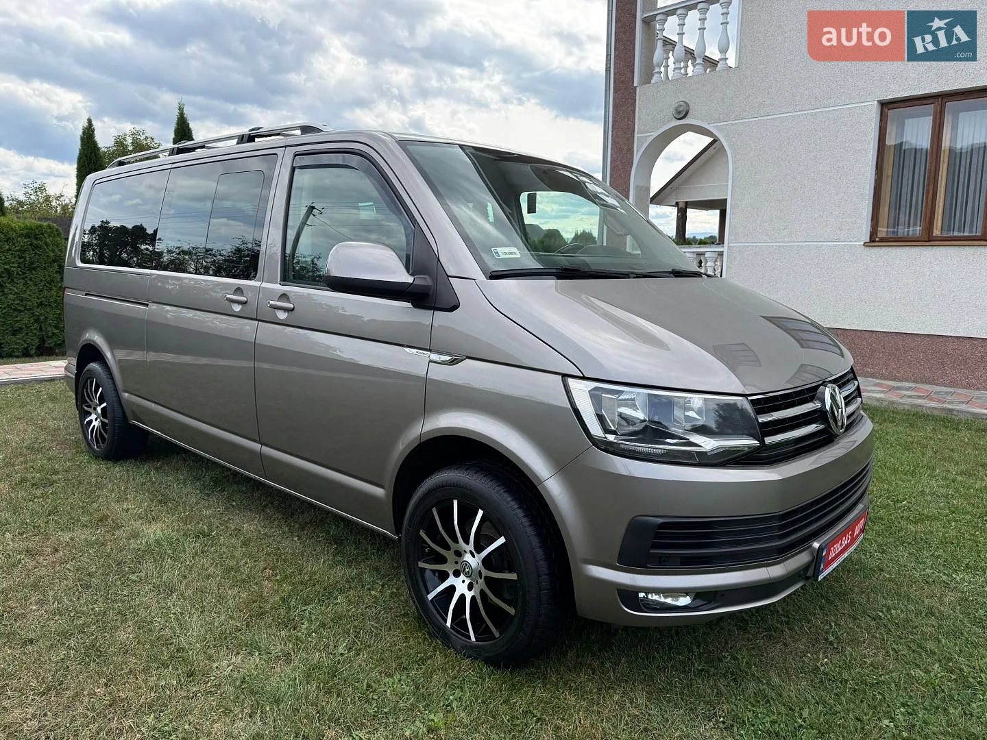 2017 Volkswagen Caravelle - мініатюра 4