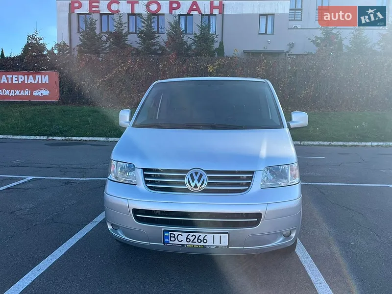Volkswagen Caravelle