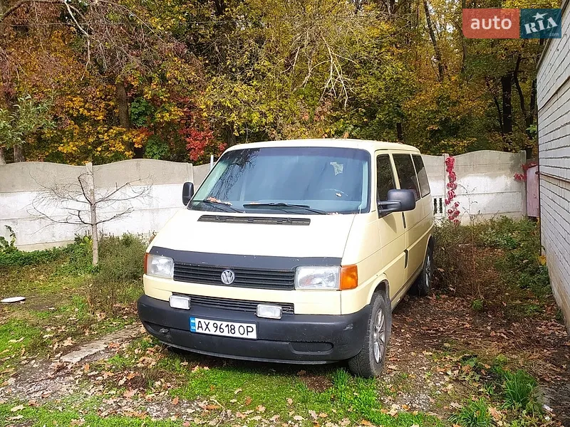 Volkswagen Caravelle