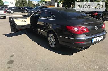 Седан Volkswagen CC / Passat CC 2010 в Киеве