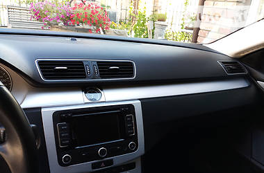 Седан Volkswagen CC / Passat CC 2012 в Днепре