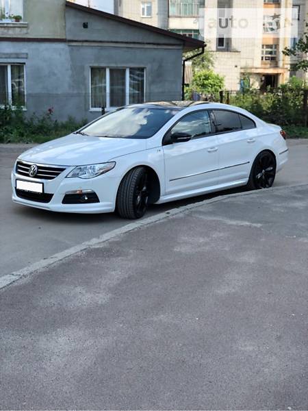 Седан Volkswagen CC / Passat CC 2011 в Львові