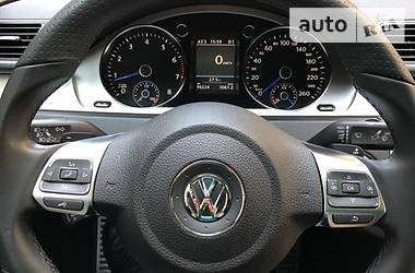 Седан Volkswagen CC / Passat CC 2011 в Львове