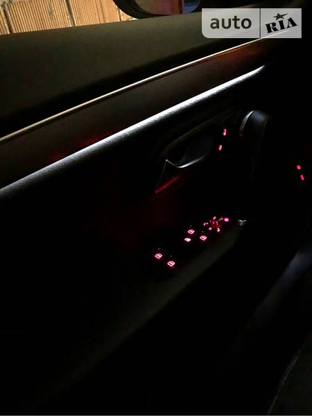 Седан Volkswagen CC / Passat CC 2011 в Львові