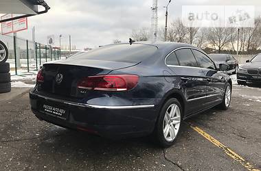 Седан Volkswagen CC / Passat CC 2015 в Киеве