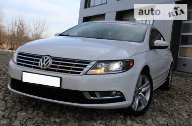 Седан Volkswagen CC / Passat CC 2012 в Трускавце