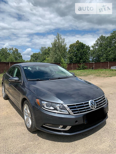Седан Volkswagen CC / Passat CC 2012 в Звягелі