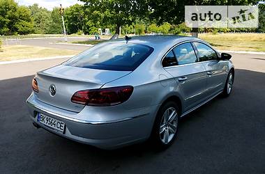 Седан Volkswagen CC / Passat CC 2013 в Ровно