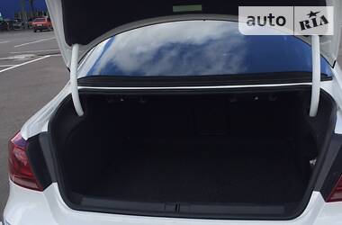 Седан Volkswagen CC / Passat CC 2013 в 