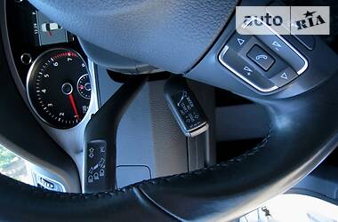 Седан Volkswagen CC / Passat CC 2012 в 