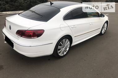 Седан Volkswagen CC / Passat CC 2013 в Маріуполі