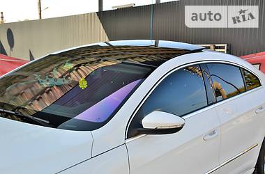 Седан Volkswagen CC / Passat CC 2014 в 