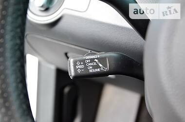 Седан Volkswagen CC / Passat CC 2014 в 