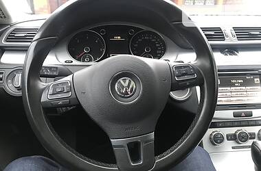 Седан Volkswagen CC / Passat CC 2013 в 