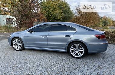 Седан Volkswagen CC / Passat CC 2013 в Киеве