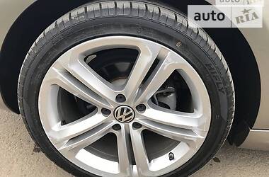 Седан Volkswagen CC / Passat CC 2010 в 