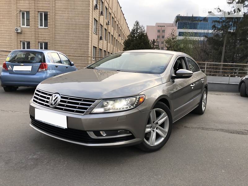 Седан Volkswagen CC / Passat CC 2012 в 