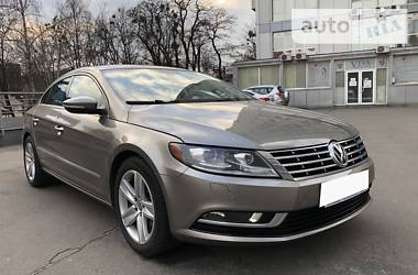 Седан Volkswagen CC / Passat CC 2012 в 