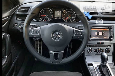 Седан Volkswagen CC / Passat CC 2012 в 