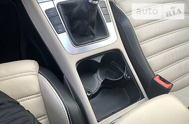 Седан Volkswagen CC / Passat CC 2009 в 