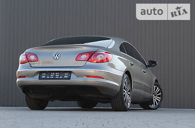 Седан Volkswagen CC / Passat CC 2011 в Трускавце