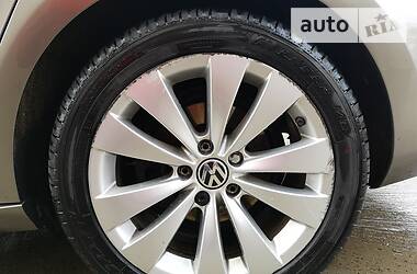 Седан Volkswagen CC / Passat CC 2011 в 