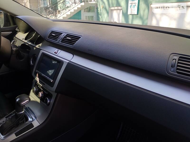 Седан Volkswagen CC / Passat CC 2010 в Кам'янець-Подільському