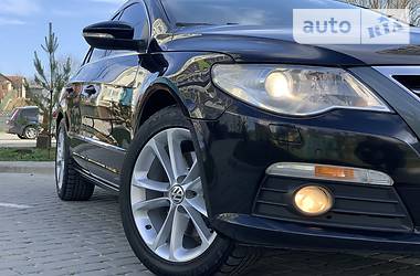 Седан Volkswagen CC / Passat CC 2010 в 