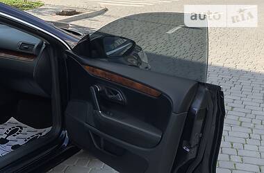 Седан Volkswagen CC / Passat CC 2010 в 