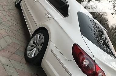 Купе Volkswagen CC / Passat CC 2011 в 