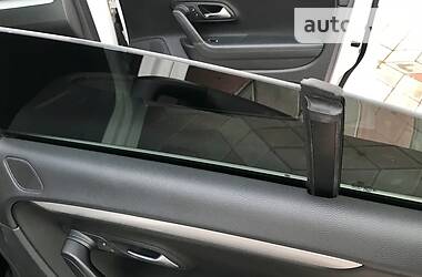 Купе Volkswagen CC / Passat CC 2011 в 