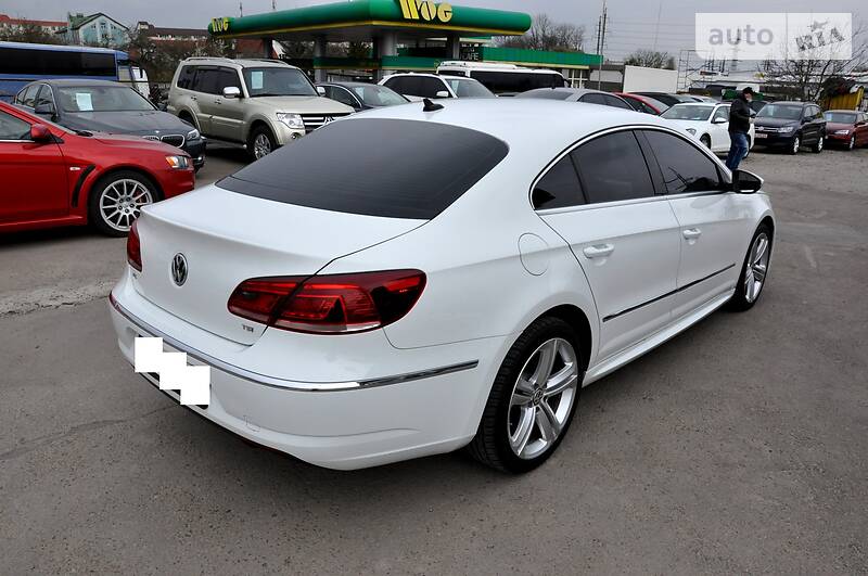 Седан Volkswagen CC / Passat CC 2016 в Львові